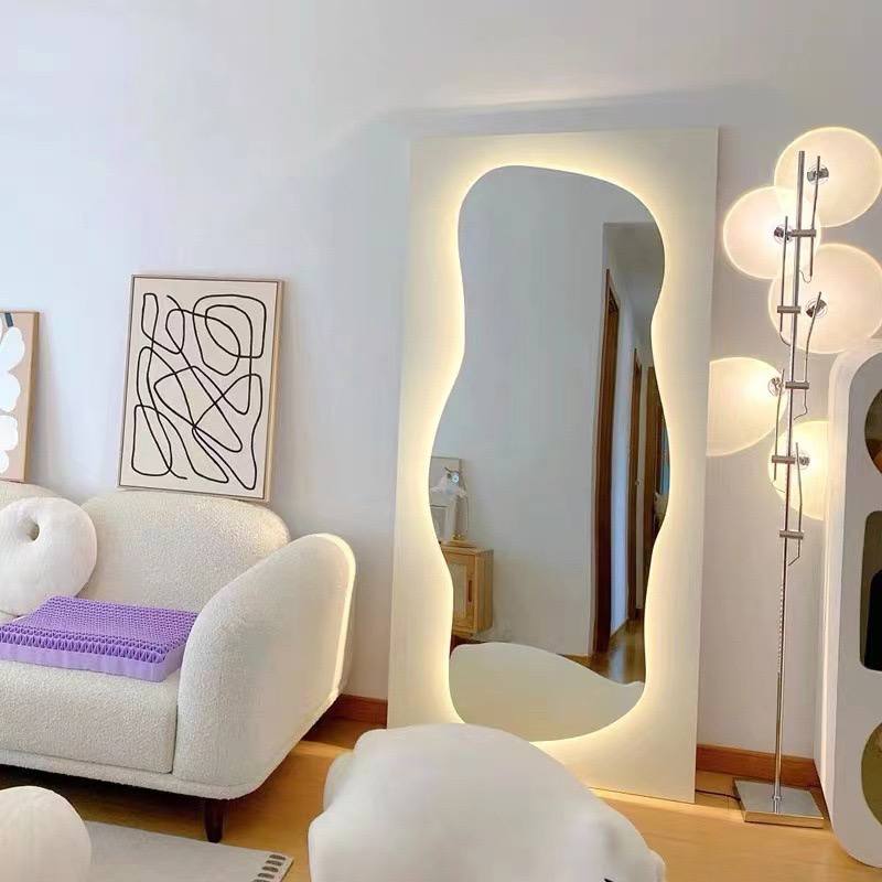 Chicora Mirror with magical lighting