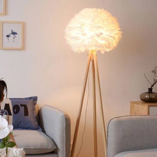 TRENDY FEATHER LIVING ROOM LAMP