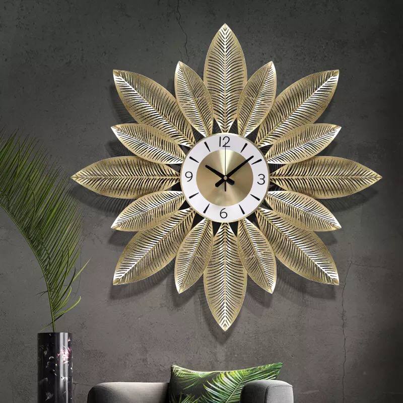 Leaf Shape Modern Metal Art Wall Clock