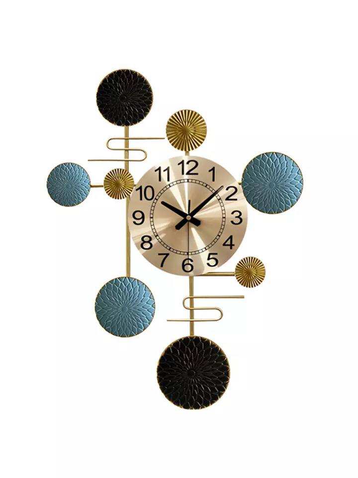 Modern Creative Golden Metal Wall Clock