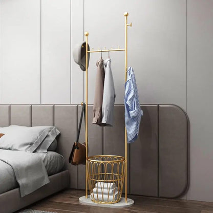 Clothes rack with basket and marble base (golden)