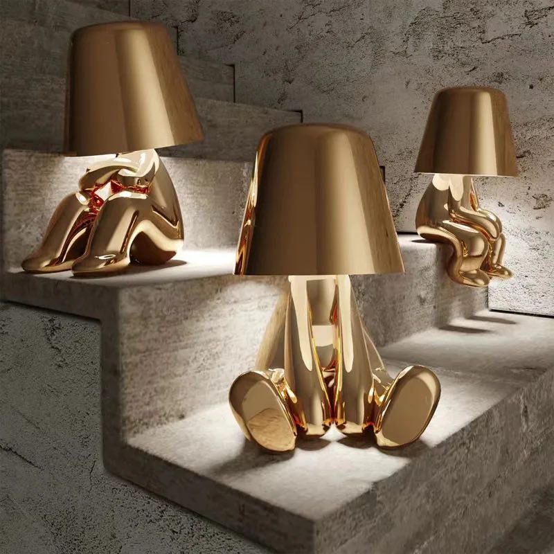 The five dwarves table lamp