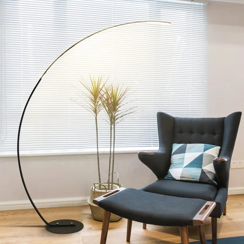 C floor lamp black & white